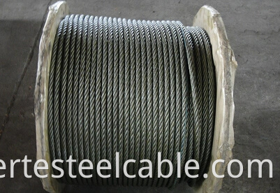 Ungalvanized Steel Wire Rope Of 6x19 Fc With Fibre Core1